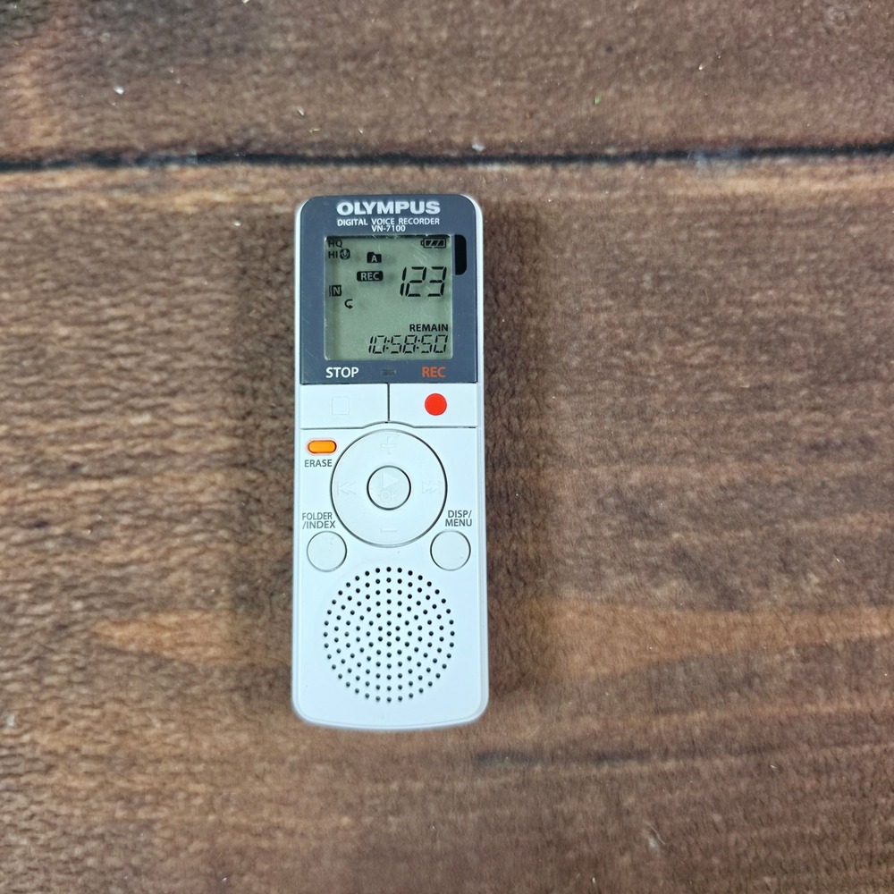 Olympus Digital Voice Recorder VN-7100 Silver Excellent Handheld Dictation